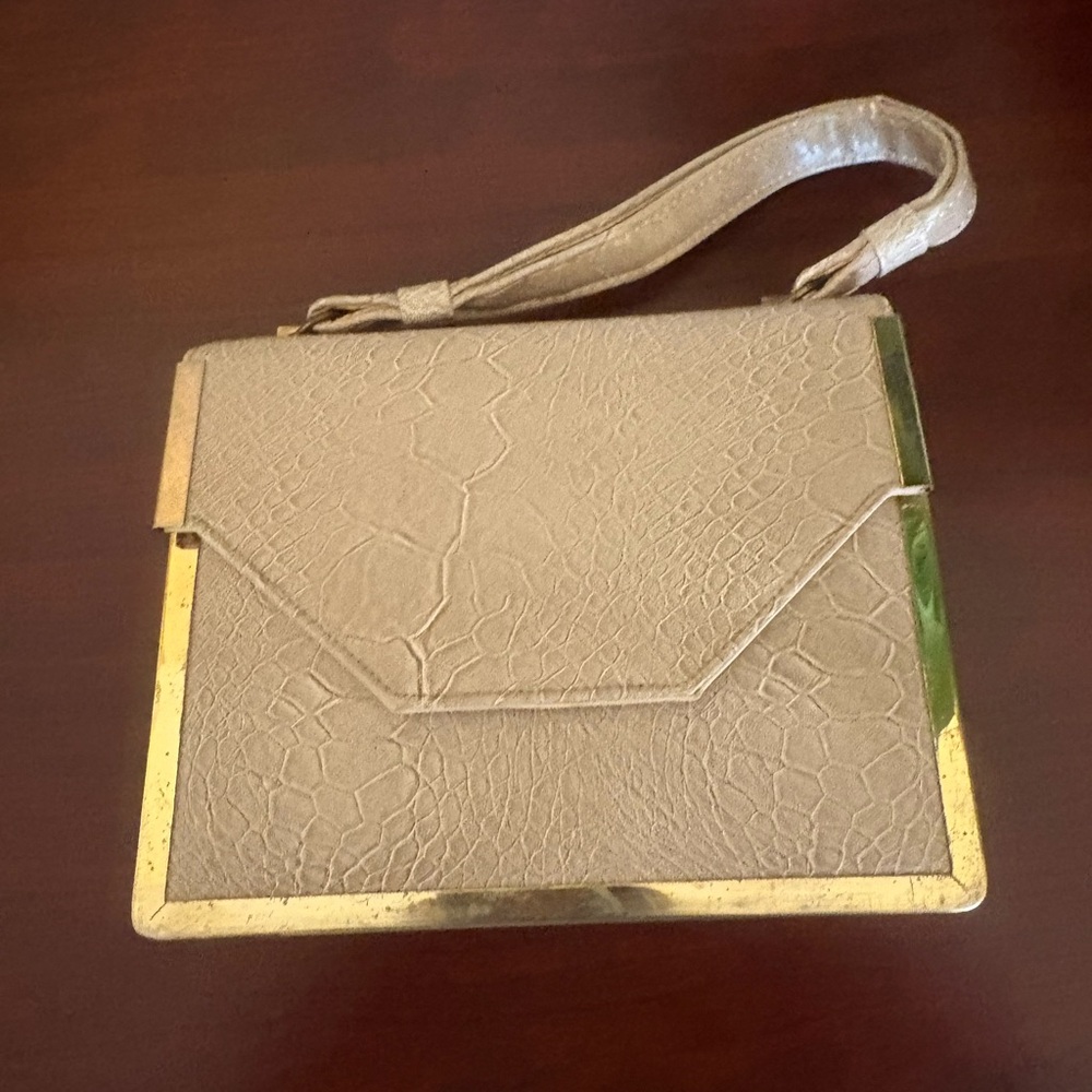 Elegant Cream and Gold Women's Bag